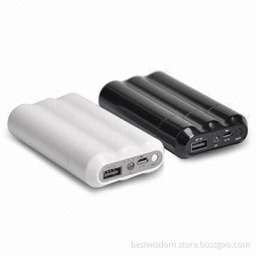 Mobile Phone Power Bank with 7,800mAh Capacity and 5V DC, 1,000mA Output/Input Voltage